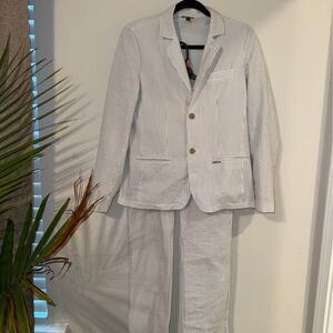 Guess Seersucker Suit